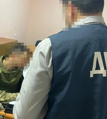 Бив та принижував курсантів: повідомлено про підозру викладачу Академії сухопутних військ у Львові, - ДБР. ФОТОрепортаж
