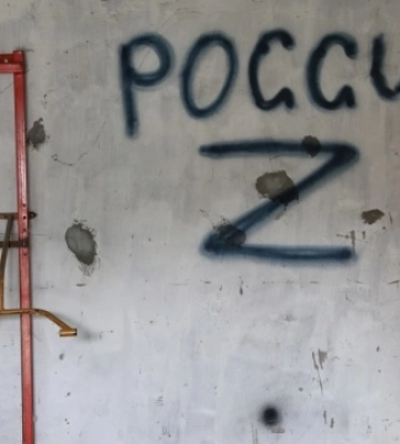 Підозру оголосили начальнику російської катівні, що діє на ТОТ Луганщини