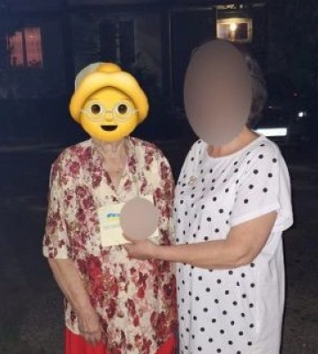 У Дніпрі допомогли літній жінці, яка загубилася на Запорізькому шосе 