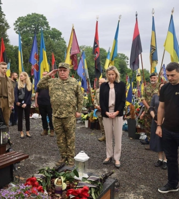На Львівщину приїхала міністр оборони Нідерландів