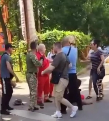 Стенка на стенку. Драка ТЦК и медиков в Одессе