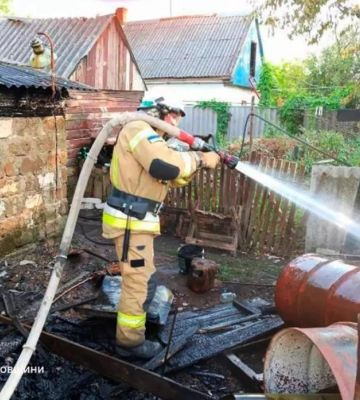 На Дніпропетровщині під час пожежі постраждала жінка