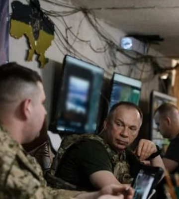 Сирський: Ворог наступає по всьому фронту, найгарячіше - на Покровському та Курахівському напрямках