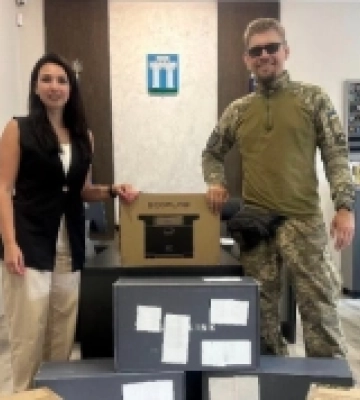Рівненська міськрада передала військовим зарядні станції та системи Starlink