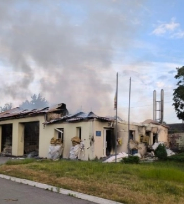 Росіяни вночі завдали удару по пожежній частині у Липцях на Харківщині