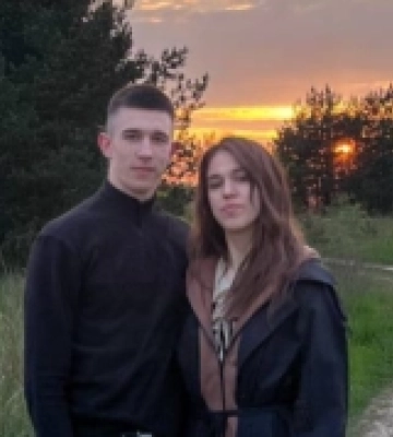Вона сказала «так»: волонтерка та активістка з Рожища отримала пропозицію руки і серця. ФОТО