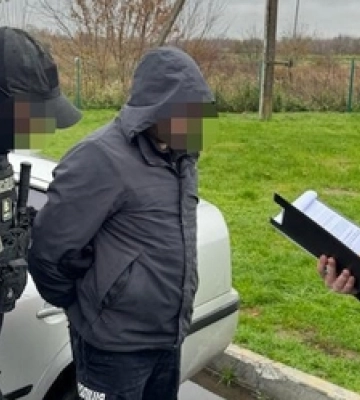 На Волині правоохоронець і прикордонник випускали ухилянтів за кордон