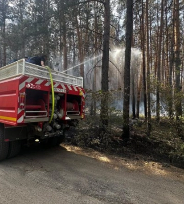 За добу армія РФ спровокувала шість пожеж у Харківській області – ДСНС