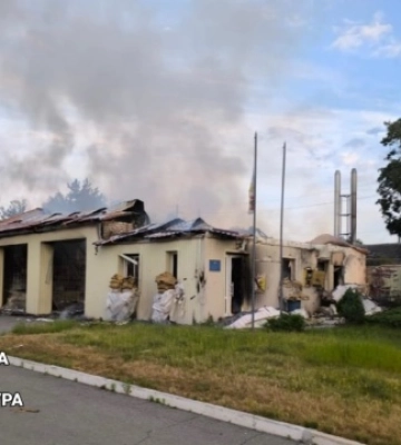 Росіяни з «Ураганів» обстріляли село на Харківщині, є поранені