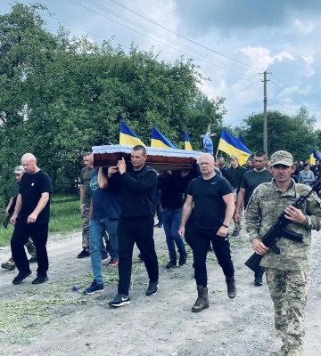 На Ратнівщині попрощалися з Героєм Анатолієм Сильчуком