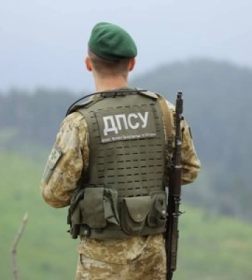 Чоловік, тіло якого в неділю знайшли  у горах, планував купити &quot;міні - купер&quot; на Закарпатті