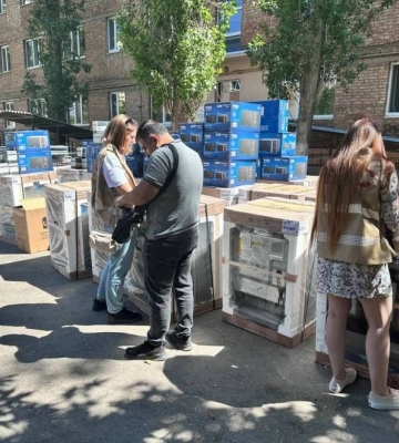 Данська рада у справах біженців передала 133 одиниці техніки гуртожитку для ВПО в Миколаєві