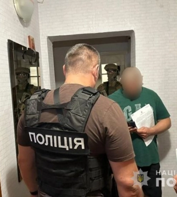 ДБР викрило чергові канали переправлення чоловіків за кордон на Буковині та Закарпатті