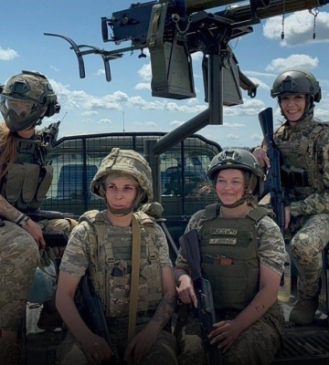 &quot;Боевые ведьмы&quot;: на Киевщине набирают женщин в мобильные огневые группы сбивать дроны