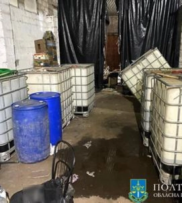 На Полтавщині викрито підпільний цех: вилучено понад 7 тис літрів алкоголю та сигарет на суму понад 1 млн грн