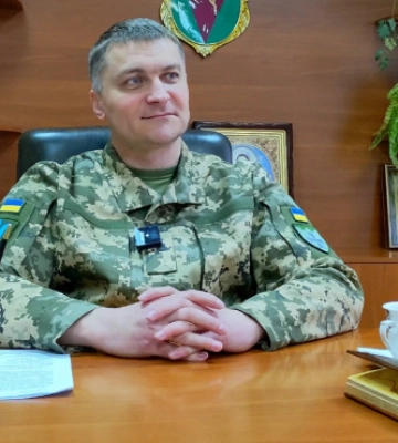 Працював керівником столичного банку, а потім поїхав робити кар’єру на Рівненщину