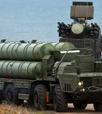 ВС РФ потеряли в Крыму С-400: OSINT-аналитики показали фото разбитого комплекса