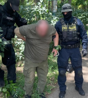 $4000 за невручення повістки: в Одесі поліція затримала працівника ТЦК