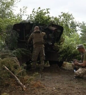 Поблизу Вовчанська триває 2 боєзіткнення, - Генштаб