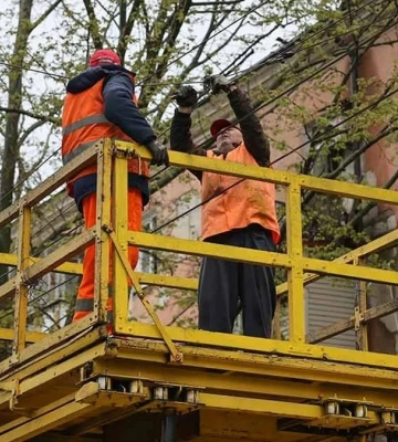 В Херсонській області без світла залишається понад тисяча абонентів 