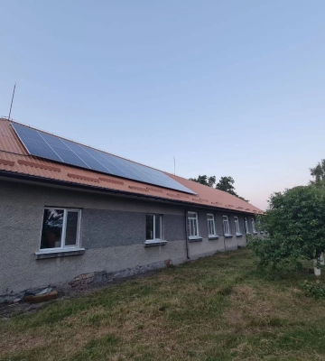У селі на Волині на даху амбулаторії запустили сонячну електростанцію