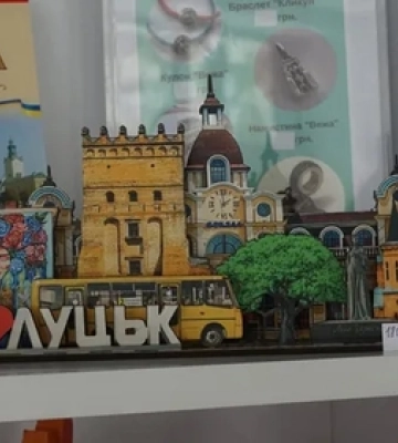 Зіркові лучани водитимуть містом екскурсії (відео)