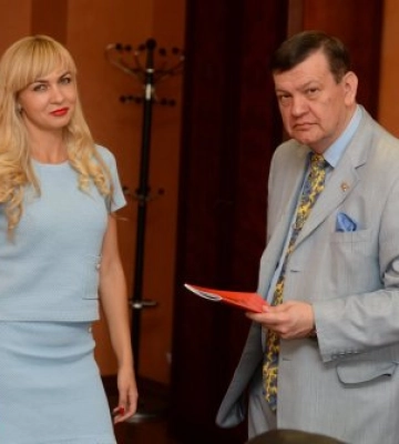Рада адвокатів Закарпаття щиро вітає з днем народження Зою Темнохудову