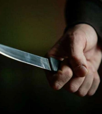 У Дніпрі чоловік вдарив свого товариша ножем під час сварки