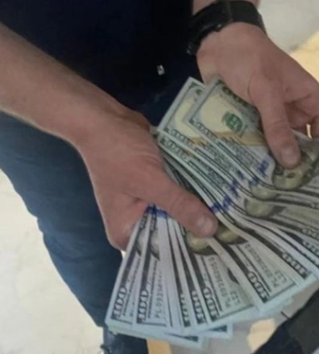 Во Львовской области разоблачили полицейских, которые требовали $4 000 за закрытие уголовного производства