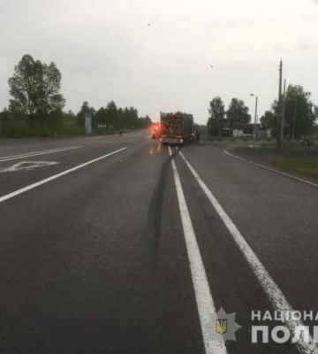На Рівненщині водію автопоїзда призначили умовне покарання за смерть велосипедиста
