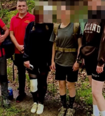 На Львівщині рятувальники відшукали жінок, які заблукали в лісі біля водоспаду Гуркало