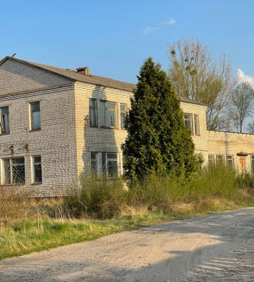 За 10 млн продають територію волинського заводу. Фото