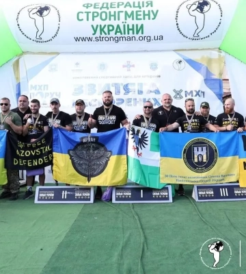 Звитяга Нескорених: вперше інклюзивні змагання зі стронгмену серед військових і ветеранів пройшли в Тернополі
