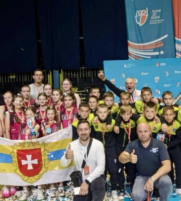 Дві команди з Рівненщини здобули срібло Всеукраїнських шкільних ліг