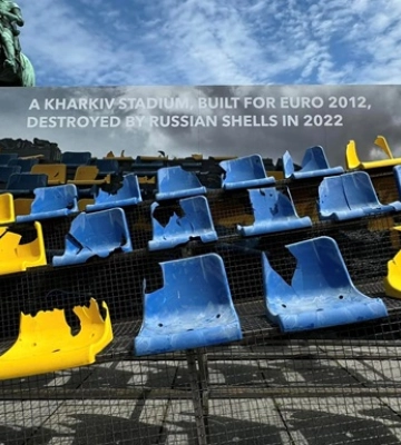 Перед игрой сборной Украины на Евро-2024. В Мюнхене установили трибуну стадиона из Харькова, которую обстреляла армия РФ — фото