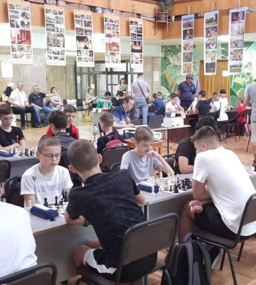 Ужгородські шахісти виграли командні змагання
