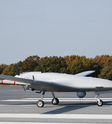 Армія Румунії отримала на озброєння перші турецькі безпілотники Bayraktar TB2