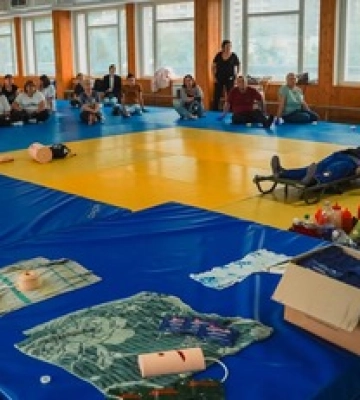 Компания "Сента Фарм" поддерживает обучение гражданских домедицинской помощи