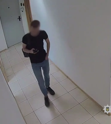У Києві працівник виніс із банку в рюкзаку $400 тис.: що йому загрожує
