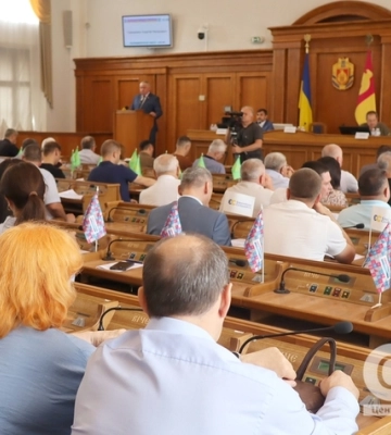 Депутати облради не підтримали звільнення очільника Театру корифеїв у Кропивницькому