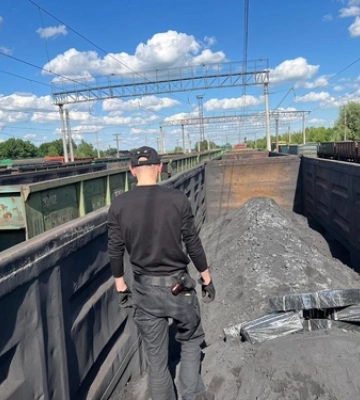 Волинські прикордонники отримали від благодійників спеціальну техніку для облаштування кордону