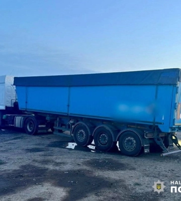 На трасі Одеса-Рені прикордонники затримали перевізника та трьох «пасажирів»