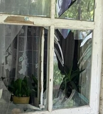 Через обстріл Нікополя на Дніпропетровщині поранено двох жінок. Які руйнування