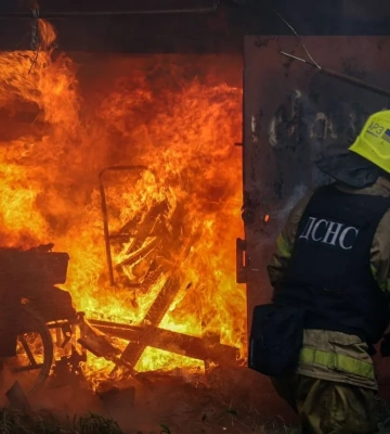 Дев&#039;ять людей постраждали від ракетного удару по будинку в Полтавському районі