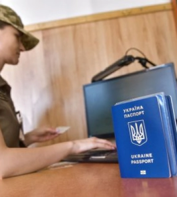 Черги на кордоні Закарпаття з ЄС: Прикордонники попереджають