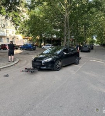 Скоїла наїзд на 12-річного велосипедиста: слідчі поліції встановлюють обставини дорожньо-транспортної пригоди у Миколаєві
