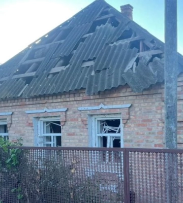 Через агресію РФ на Дніпропетровщині понівечені будинки, авто і ЛЕП