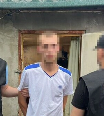 Затримано 4 жителів Дніпра, які спалили авто ЗСУ та готували серію підпалів, - СБУ. ФОТОрепортаж