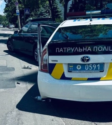 В Киеве авто патрульных попало в ДТП