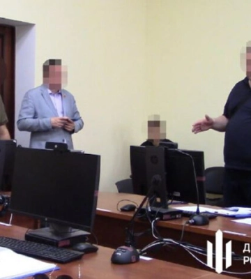 Залучав бійців до будівництва маєтку: суд обрав запобіжний захід командиру тероборони